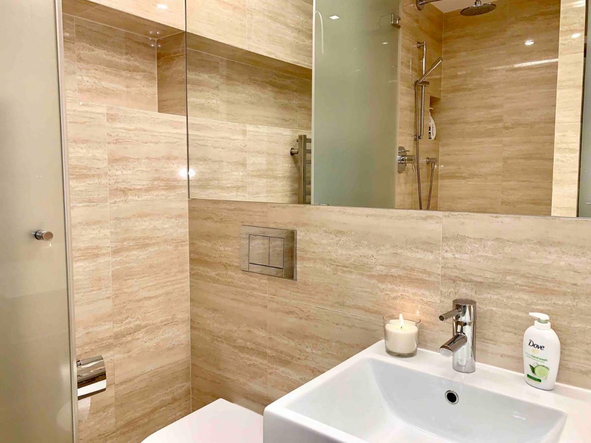Luxury Apartment In The Center Of Прага Екстер'єр фото